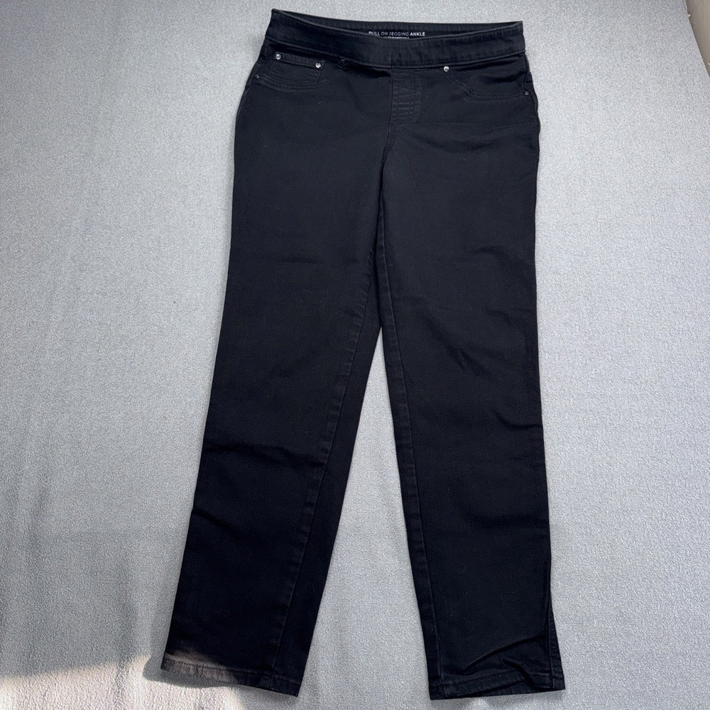Chicos Pull On Jegging Ankle Pants Size 8R Straight Leg. - Picture 2 of 6